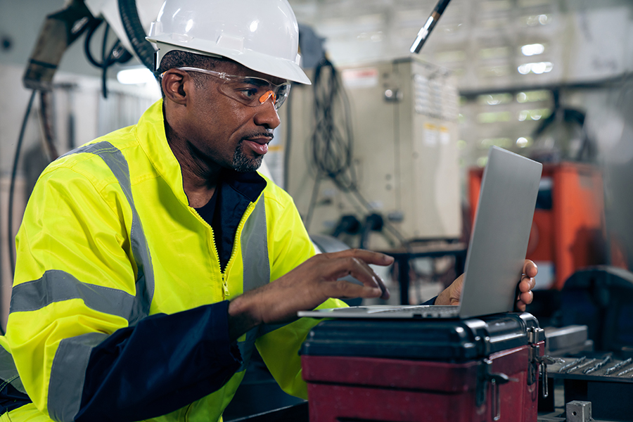 5 Key Workforce Development Challenges for Small to Medium Manufacturers 